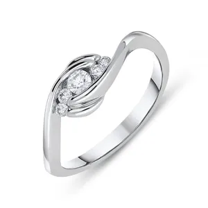 18ct White Gold 0.16ct Diamond Five Stone Twist Ring