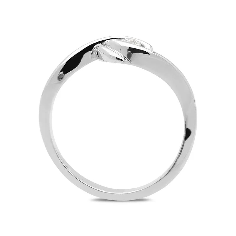 18ct White Gold 0.16ct Diamond Five Stone Twist Ring