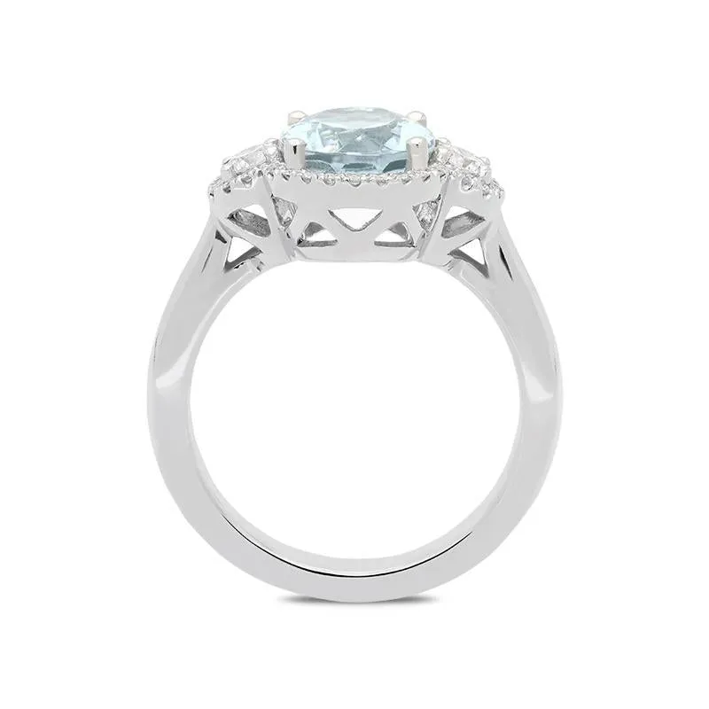 18ct White Gold 2.68ct Aquamarine and Diamond Ring