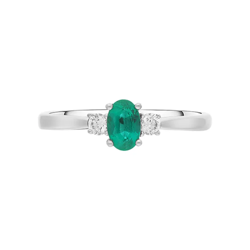 18ct White Gold Emerald Diamond Three Stone Oval Cut Ring D