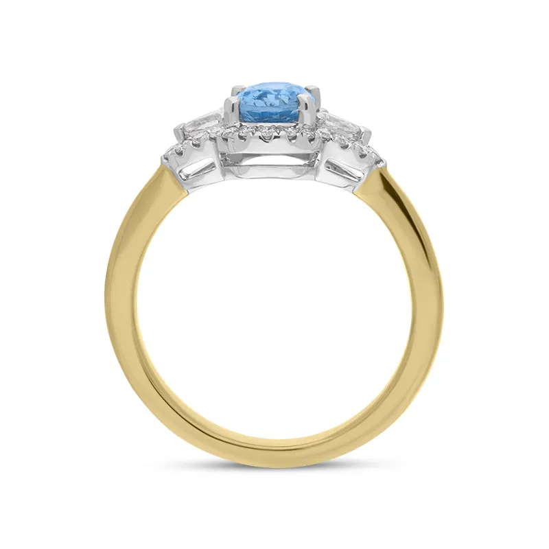 18ct Yellow Gold 0.72ct Aquamarine Diamond Oval Ring
