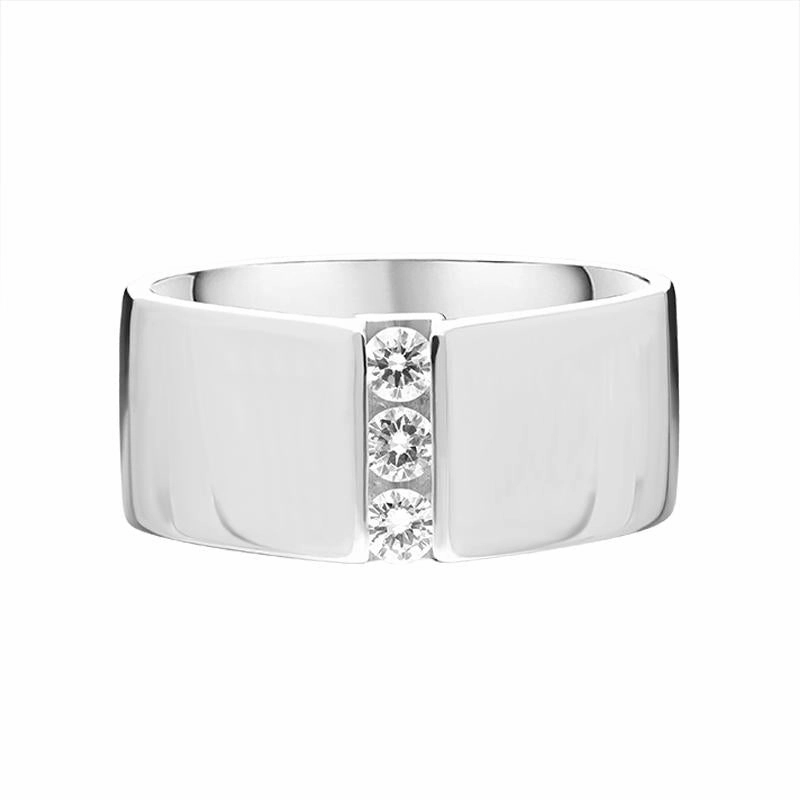 18ct White Gold 0.20ct Diamond Wide Pointed Band Ring