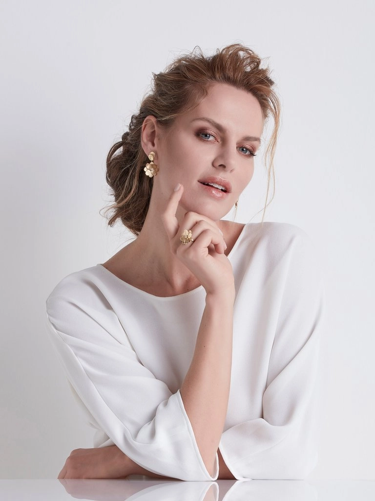 Marco Bicego Petali 18ct Yellow Gold Diamond Small Flower Ring