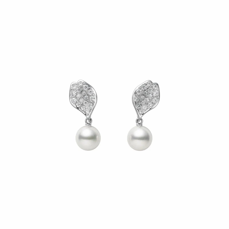 Mikimoto 18ct White Gold Akoya Pearl 0.36ct Diamond Les Ptales Place Vendme Earrings