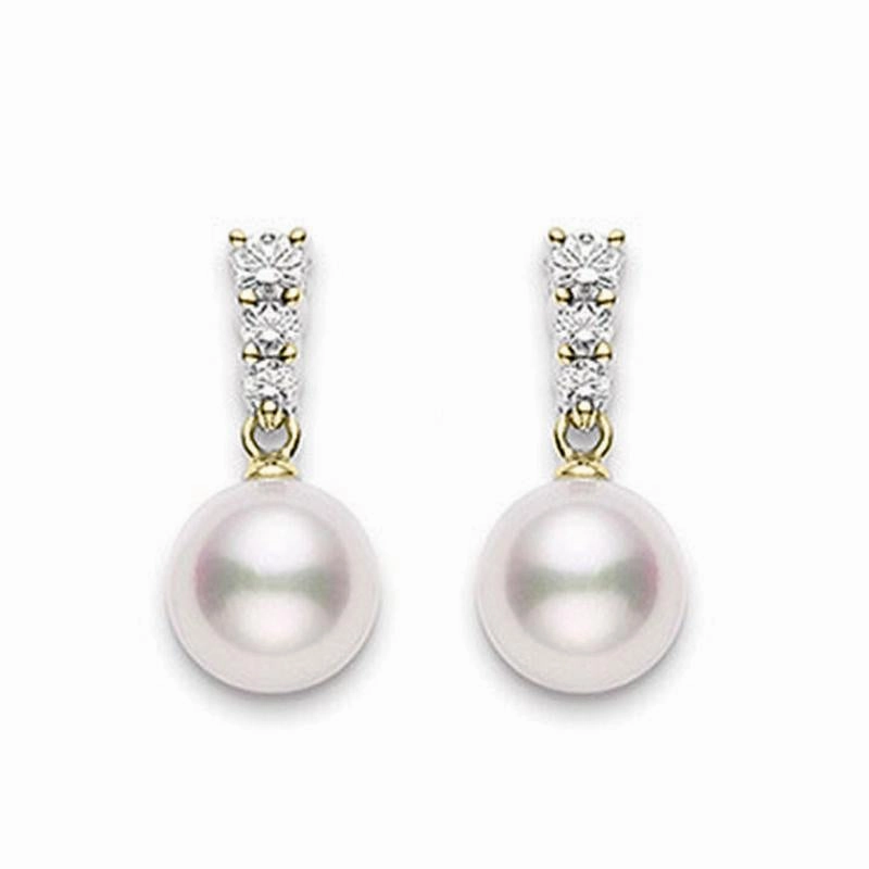 Mikimoto 18ct Yellow Gold Diamond 8mm White Akoya Pearl Earrings D
