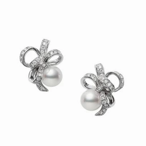 Mikimoto Jeux de Rubans 18ct White Gold 7.75mm Pearl Diamond Earrings