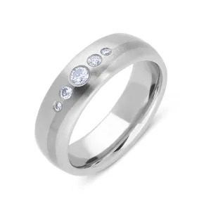Platinum Diamond Graduated Band Ring