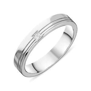 Platinum Princess Cut Diamond Engraved Wedding Ring