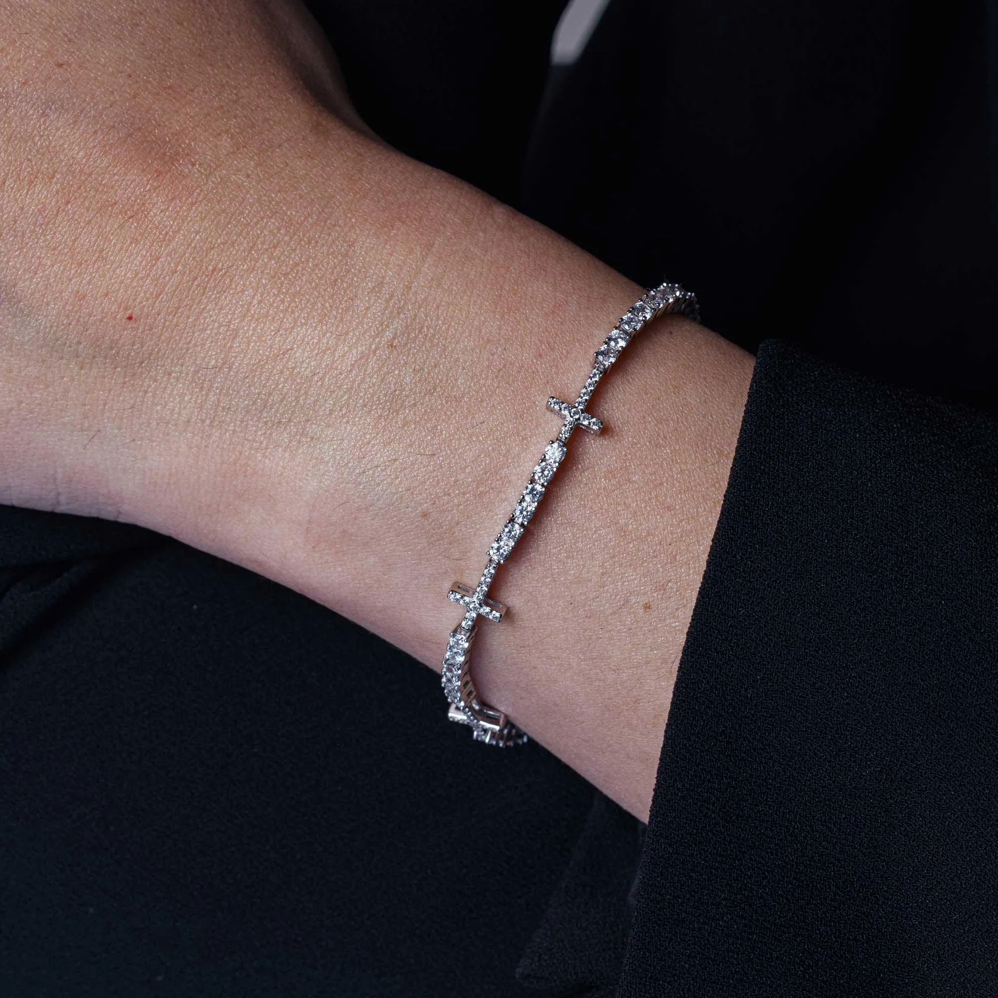 Rhodium Plated 925 Sterling Silver 7.6mm Cross Link CZ Tennis Bracelet - STB00608