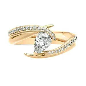Shaun Leane Entwined 18ct Yellow Gold 0.85ct Diamond Captured Vines Engagement Ring