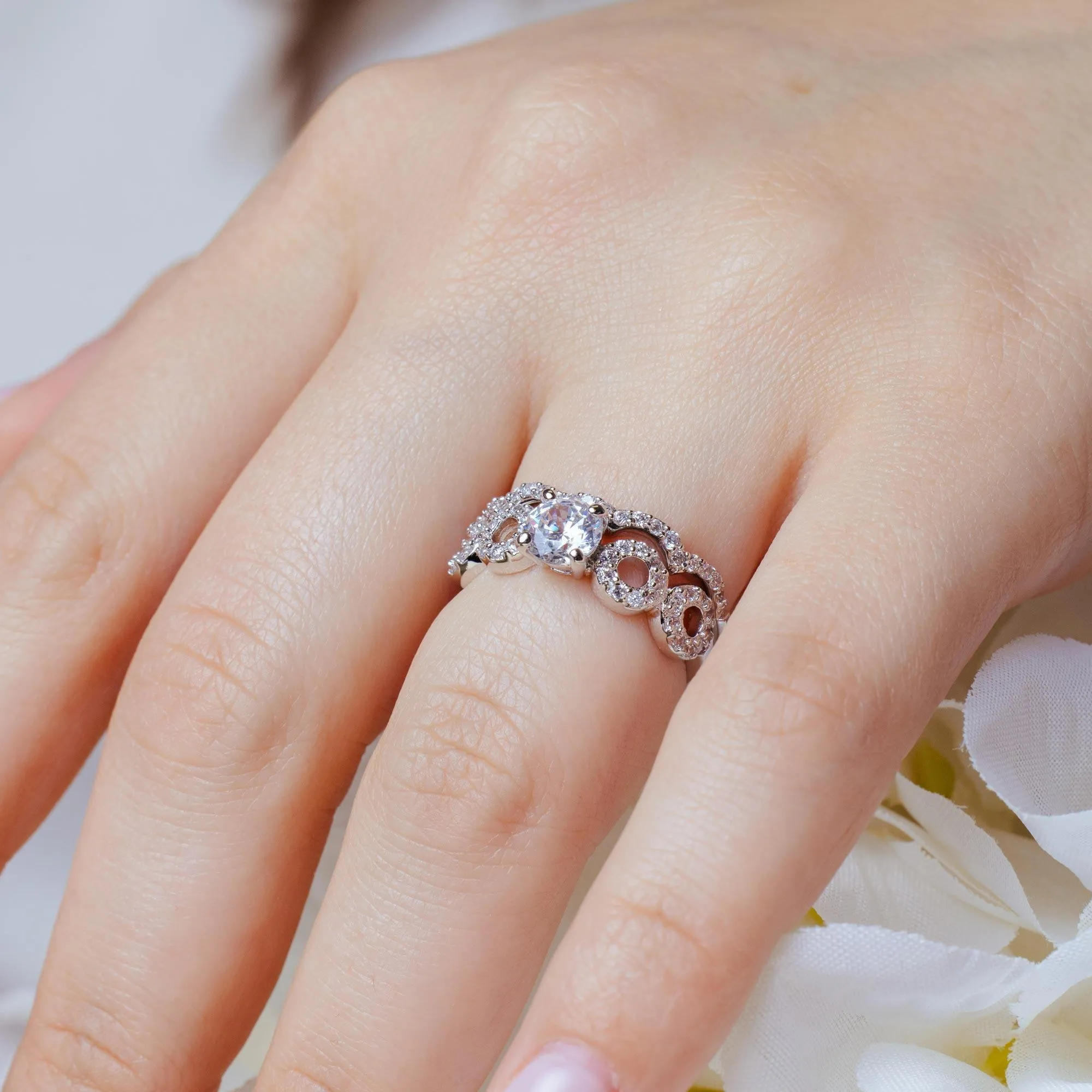 Silver 925 Rhodium Plated Clear CZ Open Multiple Circle Bridal Engagement Ring Set - BGR00591