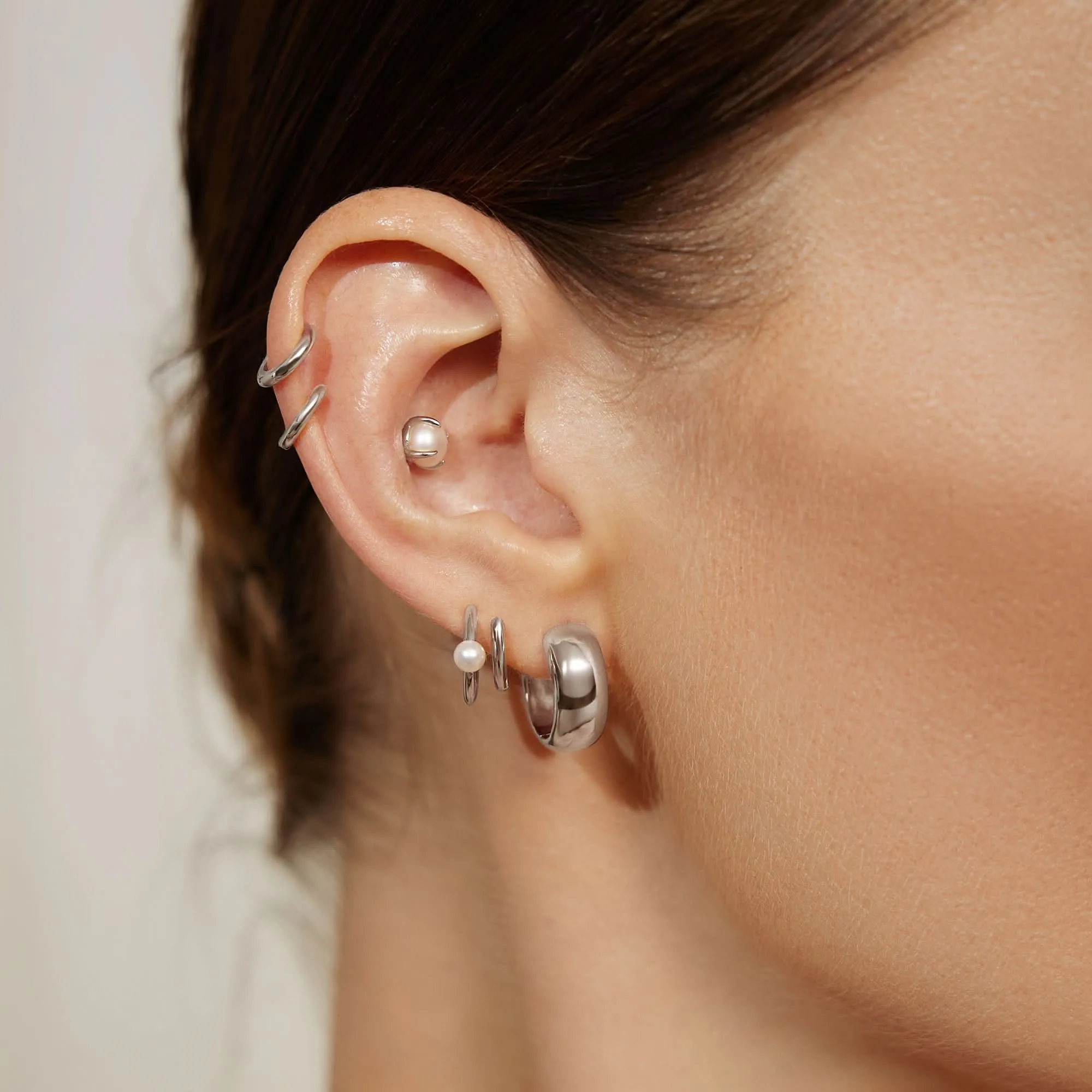 Silver Chubby Medium Huggie Hoop Earrings E064-06H